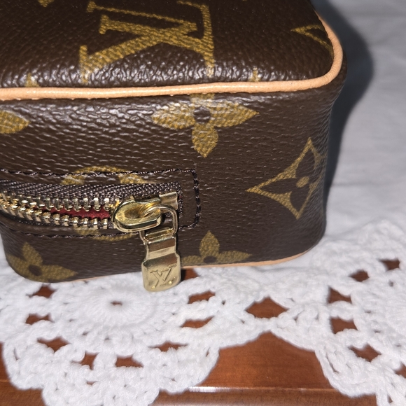 Louis Vuitton Monogram Mini Rectangular Pouch - Brown/Tan - Picture 7 of 7